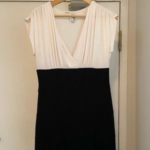 Black & white business dress (medium)
